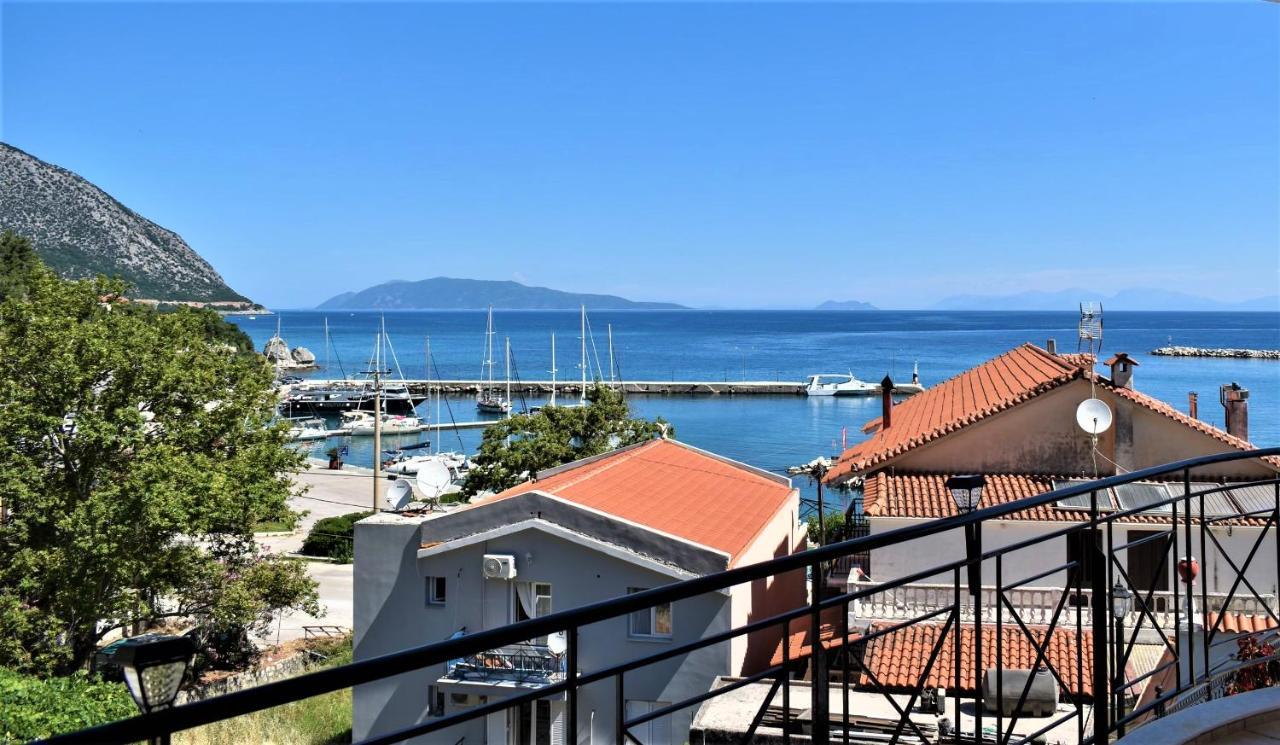 Lasithiotakis Apartments Poros  Buitenkant foto