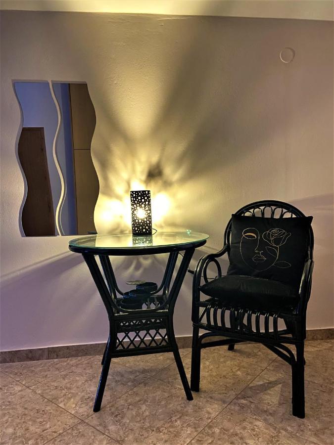 Lasithiotakis Apartments Poros  Buitenkant foto